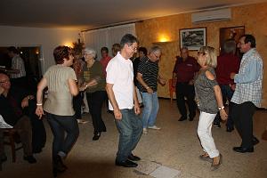 2013 10 05 OCTOBRE NIMES SOIREE FESTIVE AVANT LES CEREMONIES (9)